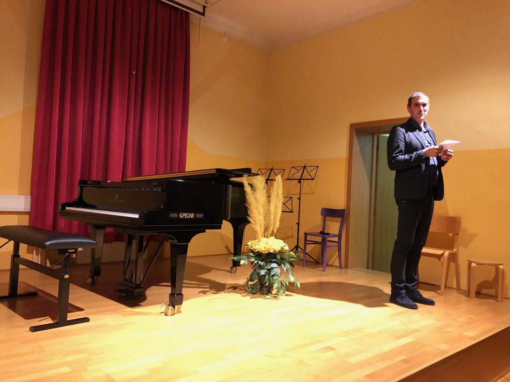 Slike nastopajočih iz Večera slovenskih skladateljev